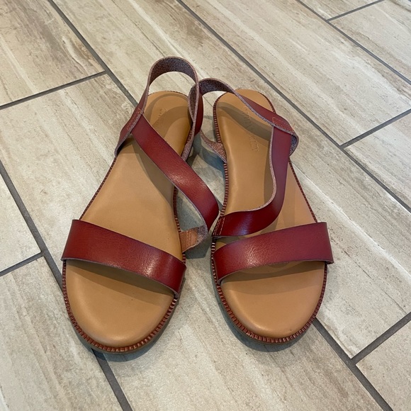 Women’s sandals - Picture 1 of 3
